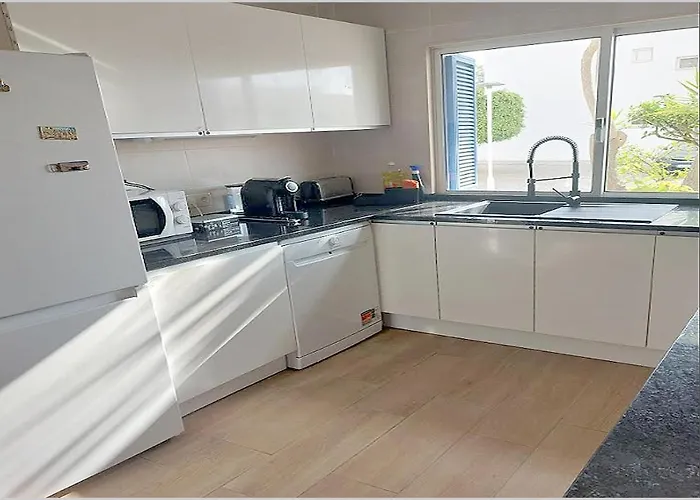 Windmill Hill - Alto Do Moinho - Pool & Sea View Албуфейра